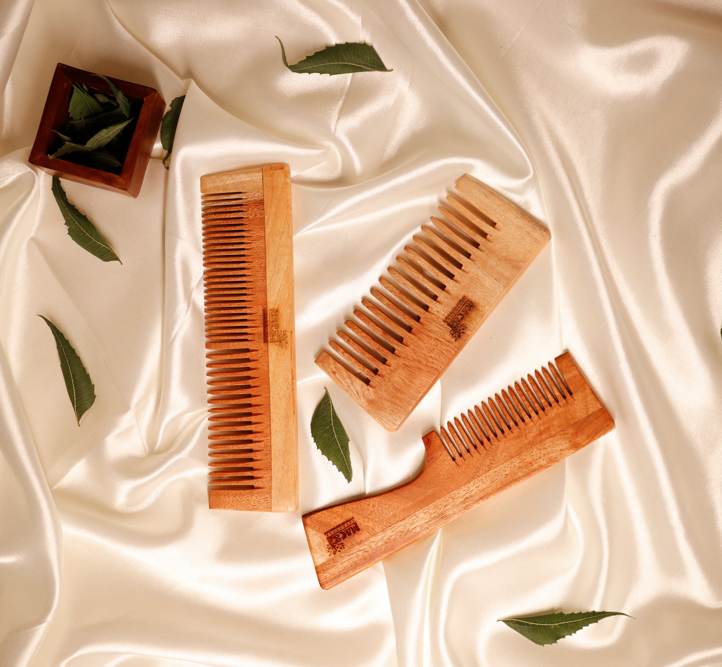 Neem Combs